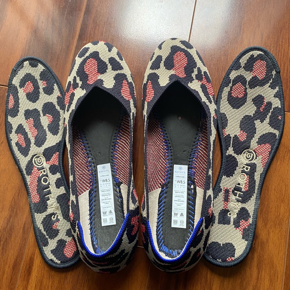 ❤️ sold ❤️ Red Cat Rothy’s sz 8.5